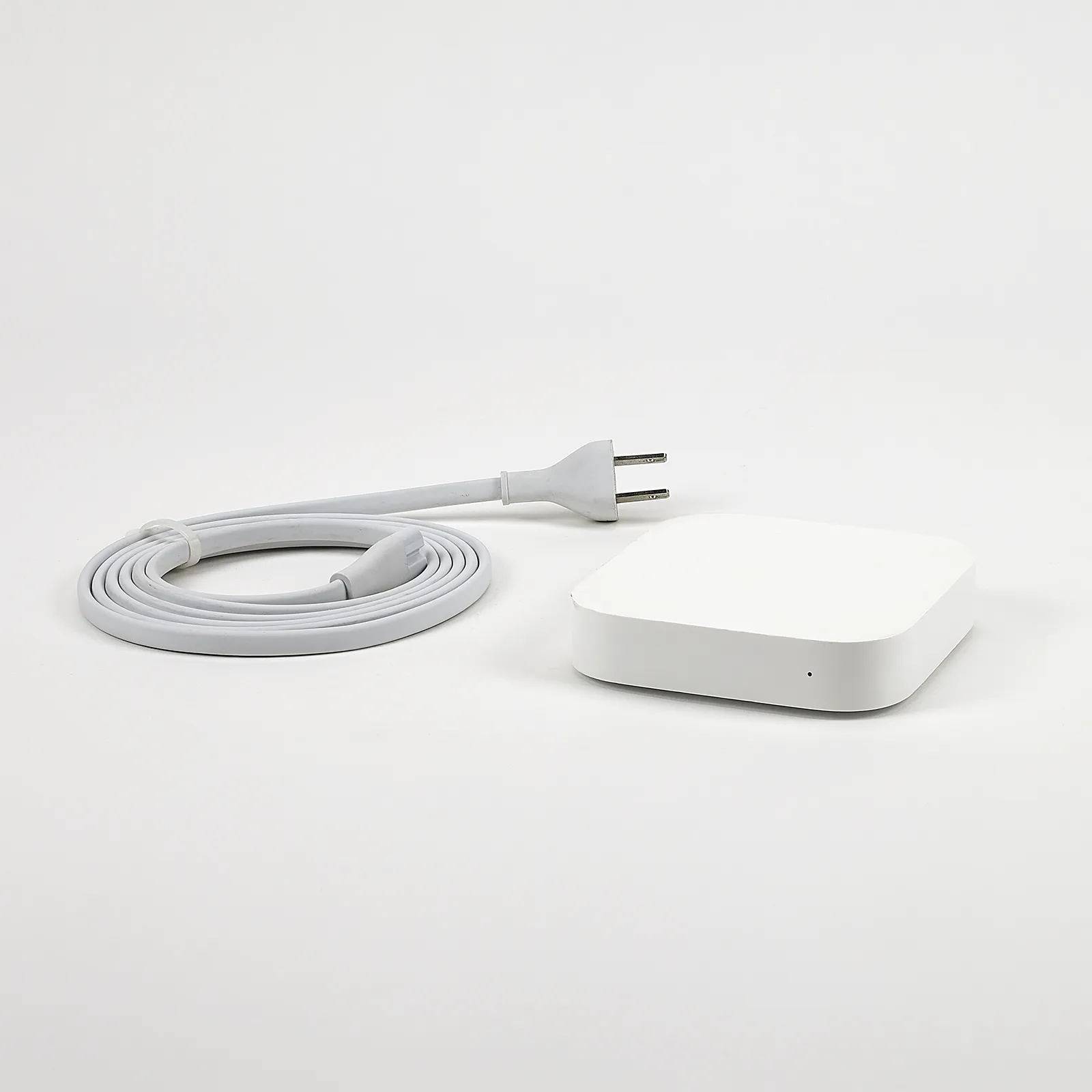 Apple AirPort Express Base Station 2nd Generation front